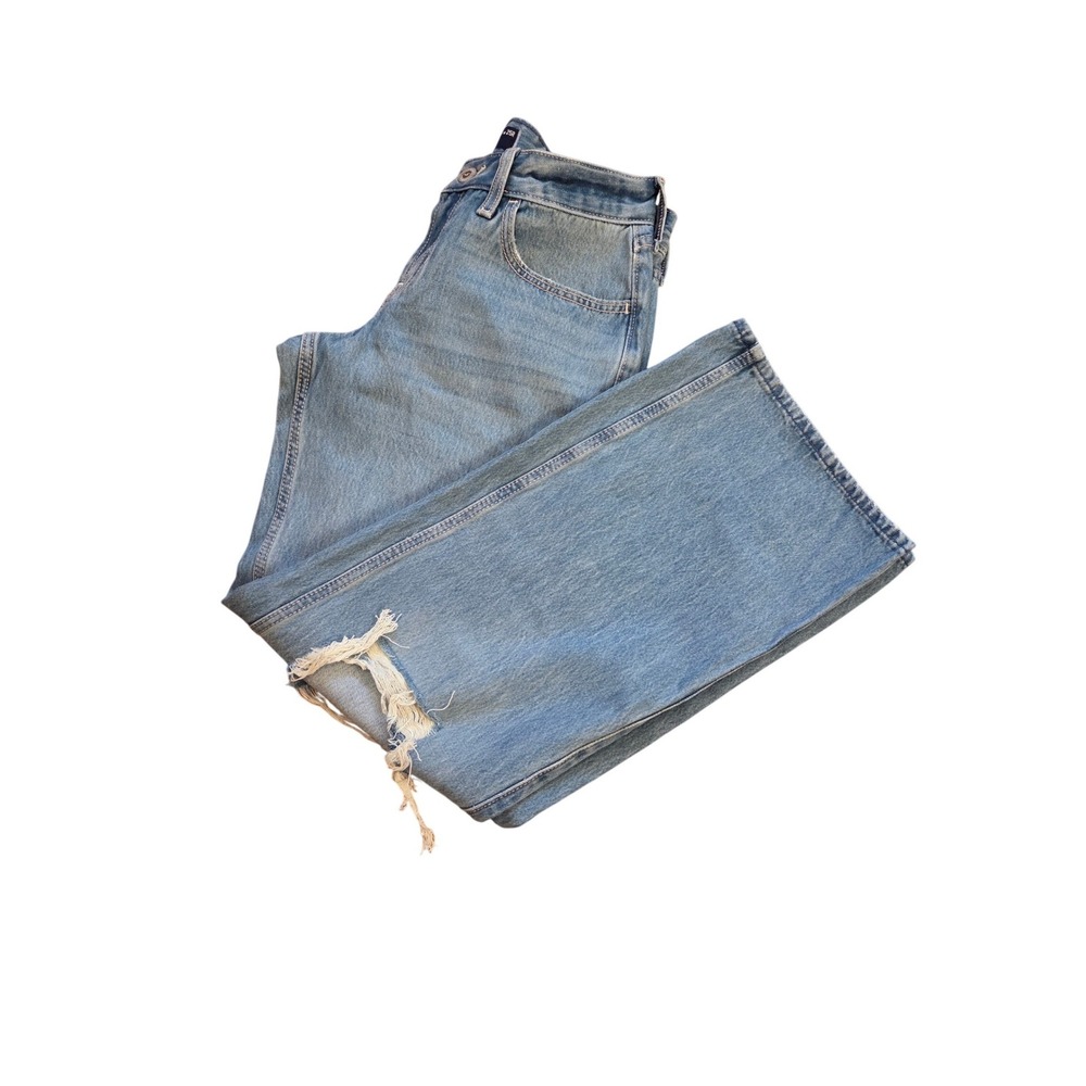Hollister Low Rise Baggy Light Wash Distressed Denim Jeans‎ Womens 25R